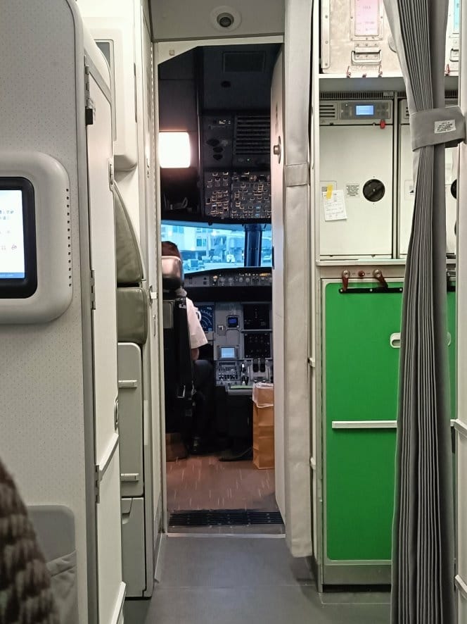 2023日本金澤和倉|長榮航空A321商務艙~BR158航班 2023日本金澤和倉|長榮航空A321商務艙~BR158航班