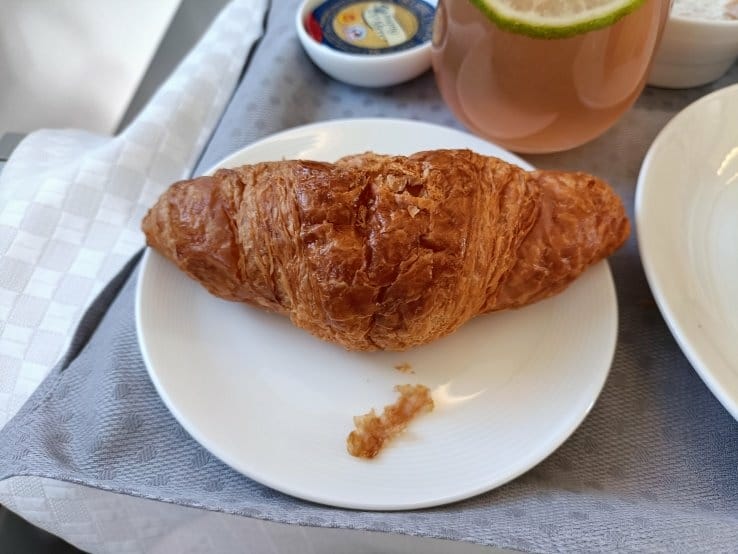 2023日本金澤和倉|長榮航空A321商務艙~BR158航班 2023日本金澤和倉|長榮航空A321商務艙~BR158航班