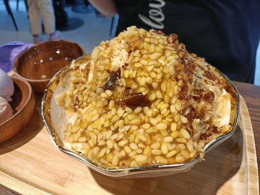 台北車站甜品|綠豆蒜製研所。來自南部獨有口味的甜品