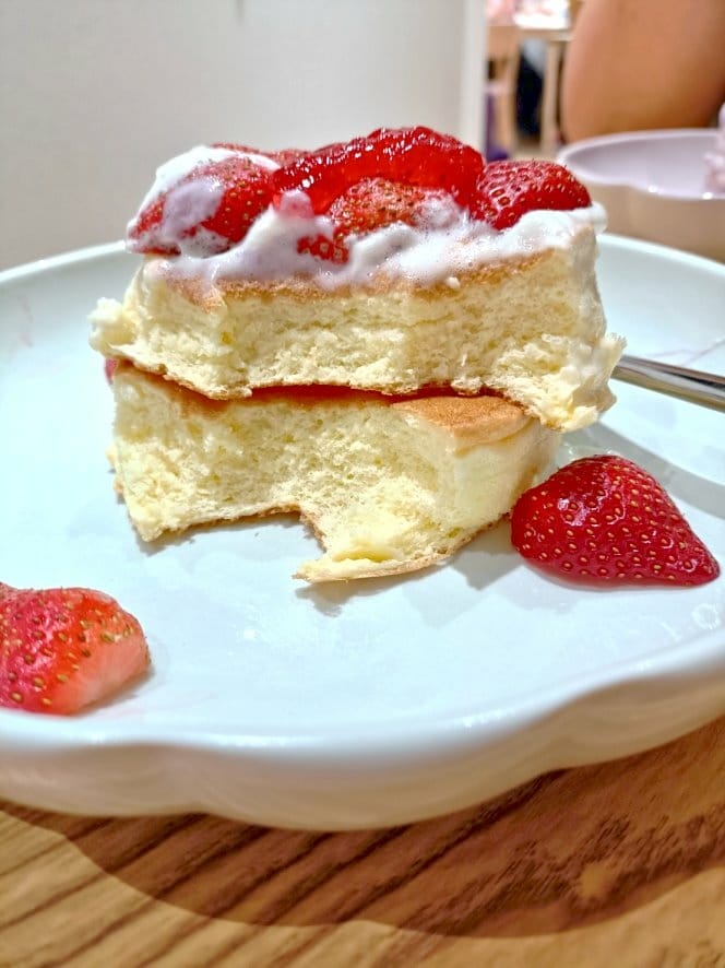 板橋甜點|泰瑞莎日式舒芙蕾鬆餅下午茶。現點現作請耐心等待~非