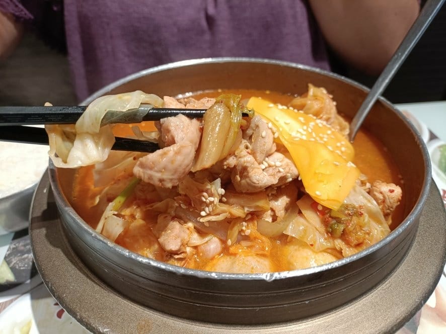 新北市新莊區美食|朝鮮味韓國料理~最強50道韓式小菜吃到飽!