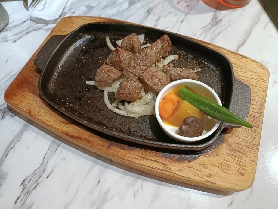 板橋美食|西堤牛排-板橋中山店,餐點、環境、服務都保有一定水 板橋美食|西堤牛排-板橋中山店,餐點、環境、服務都保有一定水