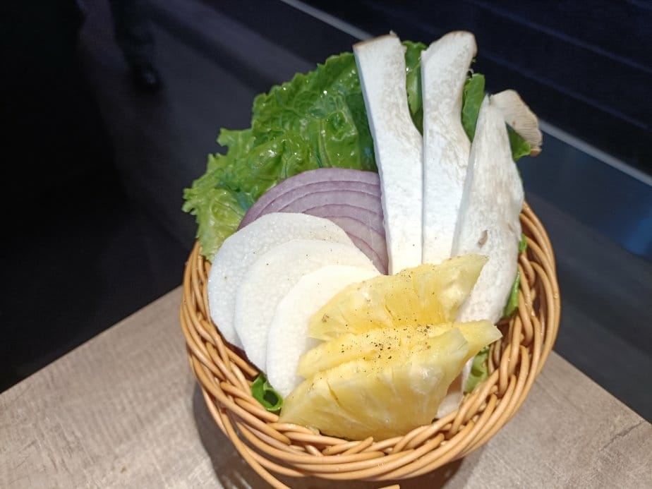 台北忠孝新生美食|山上走走-日式燒肉台北華山店。無菜單料理1 台北忠孝新生美食|山上走走-日式燒肉台北華山店。無菜單料理1