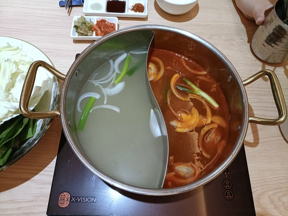 台北西門町美食|绘馬別邸-台北西門町店，築間新品牌精緻燒肉套