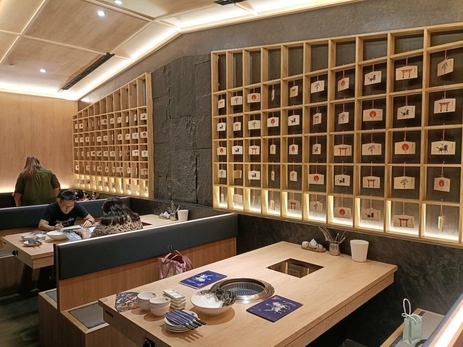 台北西門町美食|绘馬別邸-台北西門町店，築間新品牌精緻燒肉套