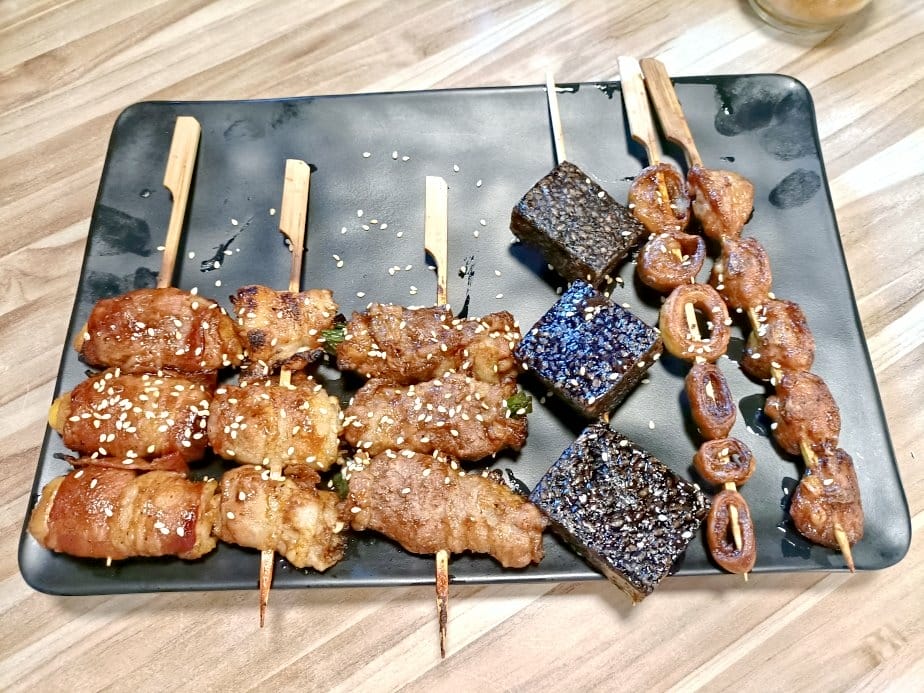 板橋美食|串一番串烤,平價串烤專人烤好送上桌!宵夜聚餐的好所 板橋美食|串一番串烤,平價串烤專人烤好送上桌!宵夜聚餐的好所