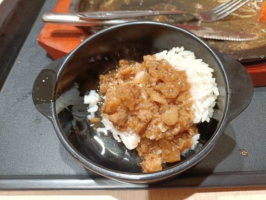 樹林美食|吃吃牛排-樹林家樂福店。飲料、湯品、滷肉飯、爆米花 樹林美食|吃吃牛排-樹林家樂福店。飲料、湯品、滷肉飯、爆米花