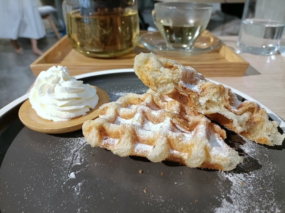 台北忠孝復興甜點|Cross Cafe克勞斯咖啡店, 寧靜的