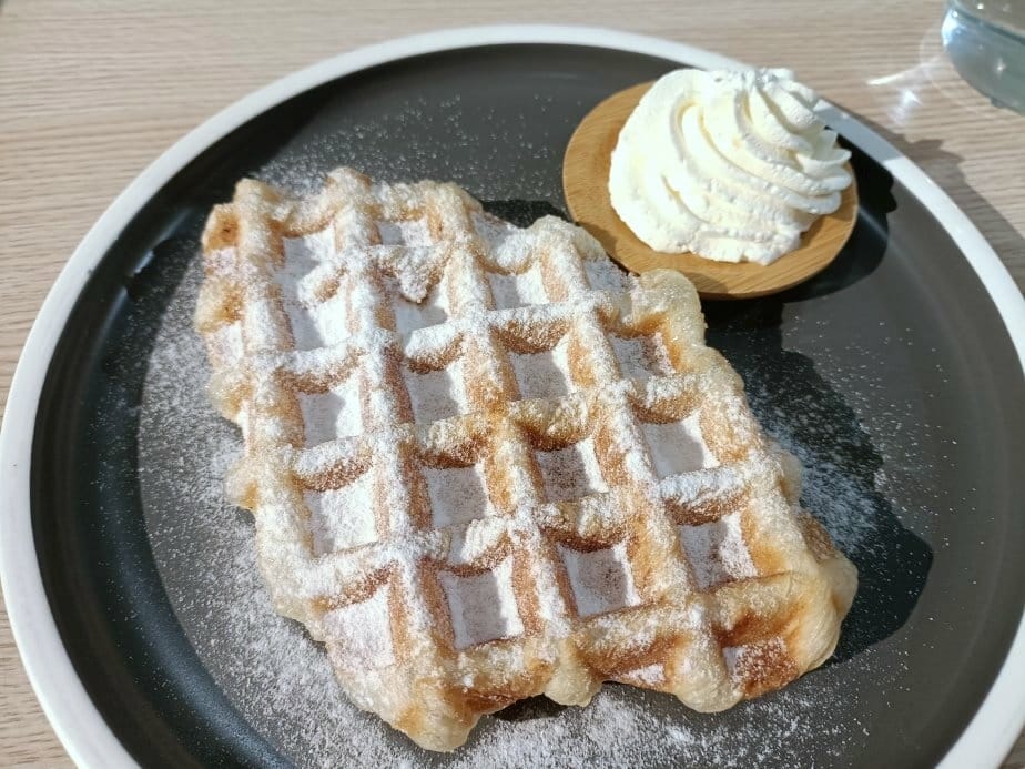 台北忠孝復興甜點|Cross Cafe克勞斯咖啡店, 寧靜的