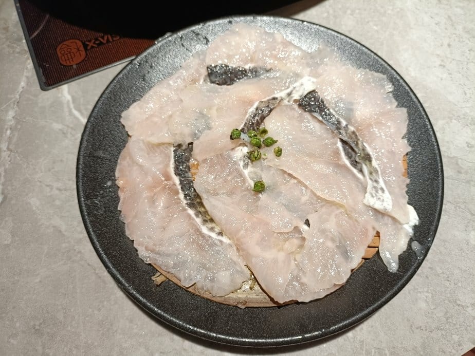 台北西門町美食|築間麻辣火鍋。粵式老火湯/經典麻辣鍋另附蕈菇 台北西門町美食|築間麻辣火鍋。粵式老火湯/經典麻辣鍋另附蕈菇