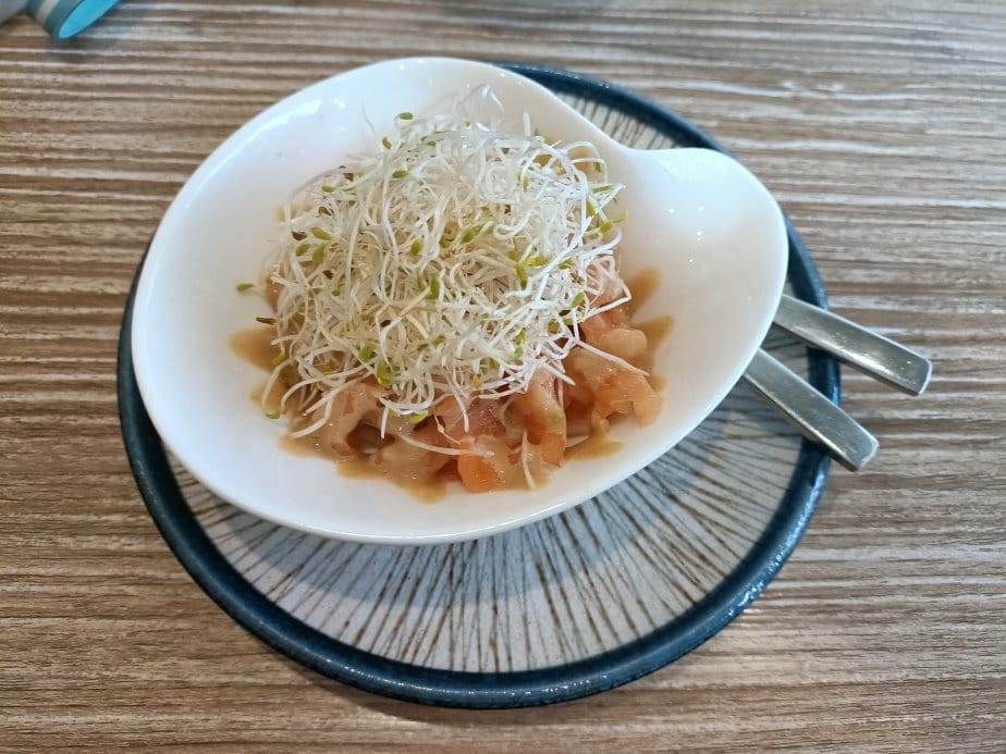 桃園美食|義匠義式湯麵-桃園南平店。義大利麵很一般、湯頭很不 桃園美食|義匠義式湯麵-桃園南平店。義大利麵很一般、湯頭很不