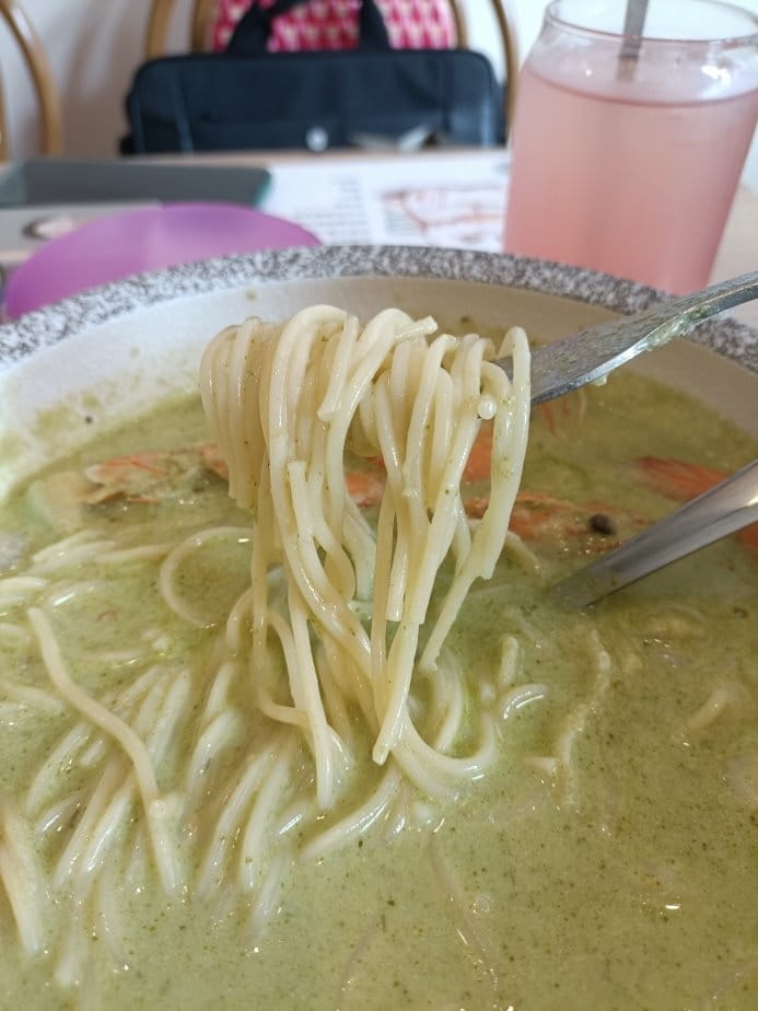 桃園美食|義匠義式湯麵-桃園南平店。義大利麵很一般、湯頭很不 桃園美食|義匠義式湯麵-桃園南平店。義大利麵很一般、湯頭很不