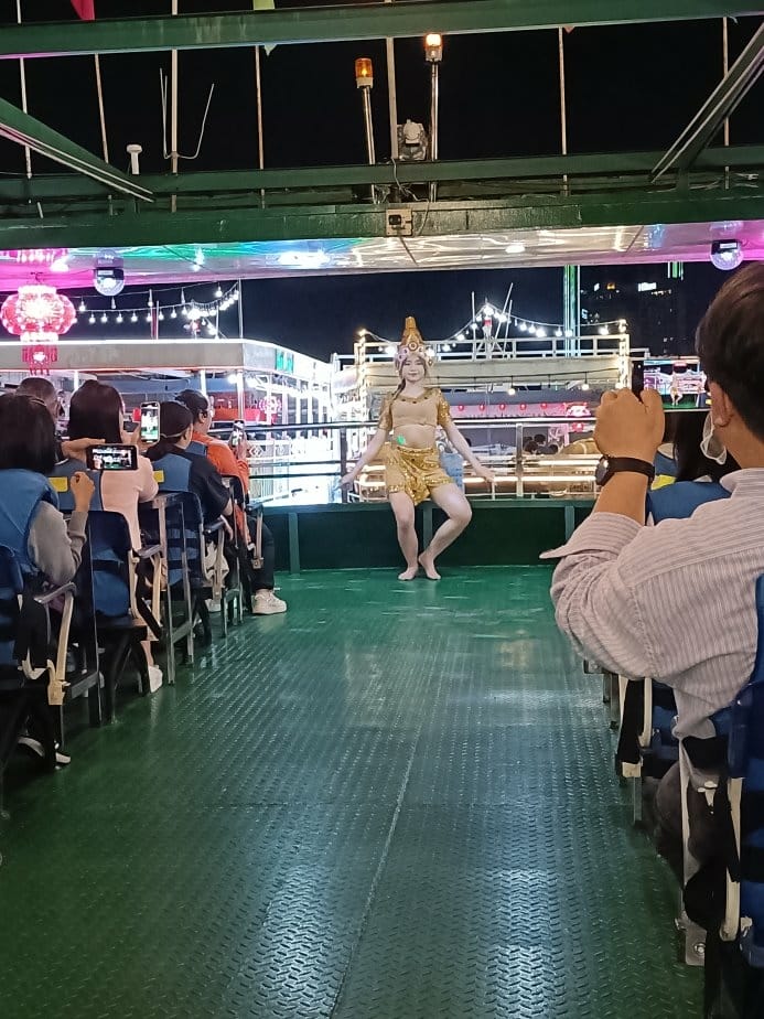 2024越南峴港|夜遊韓江~峴港龍橋夜景!