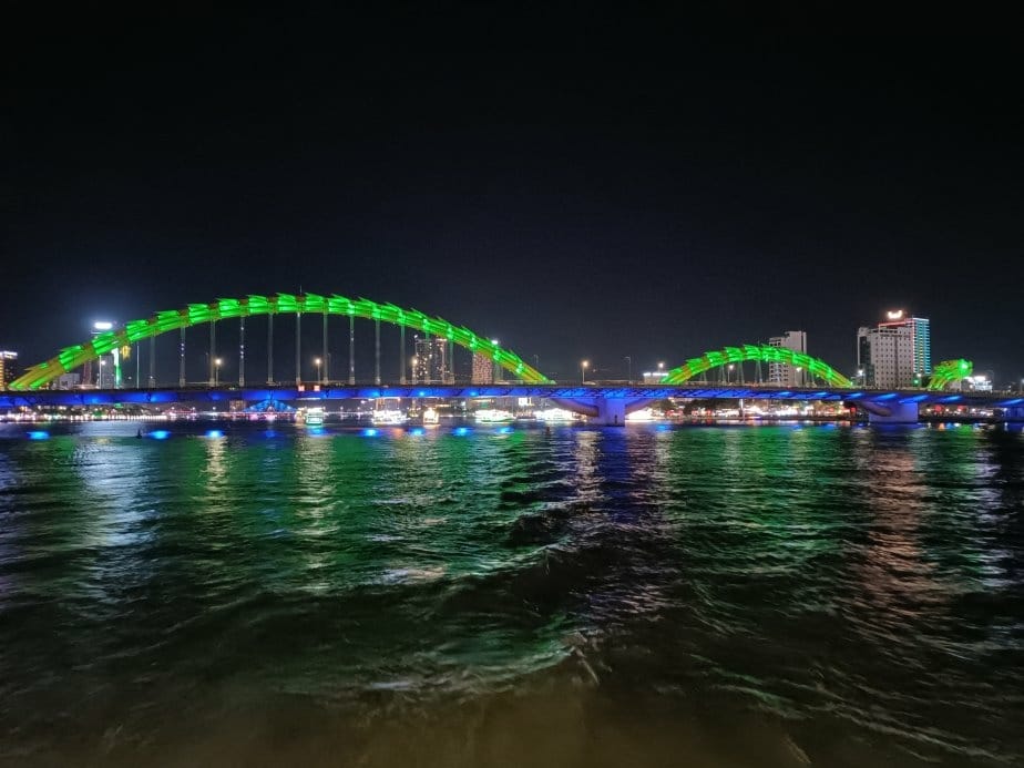 2024越南峴港|夜遊韓江~峴港龍橋夜景!
