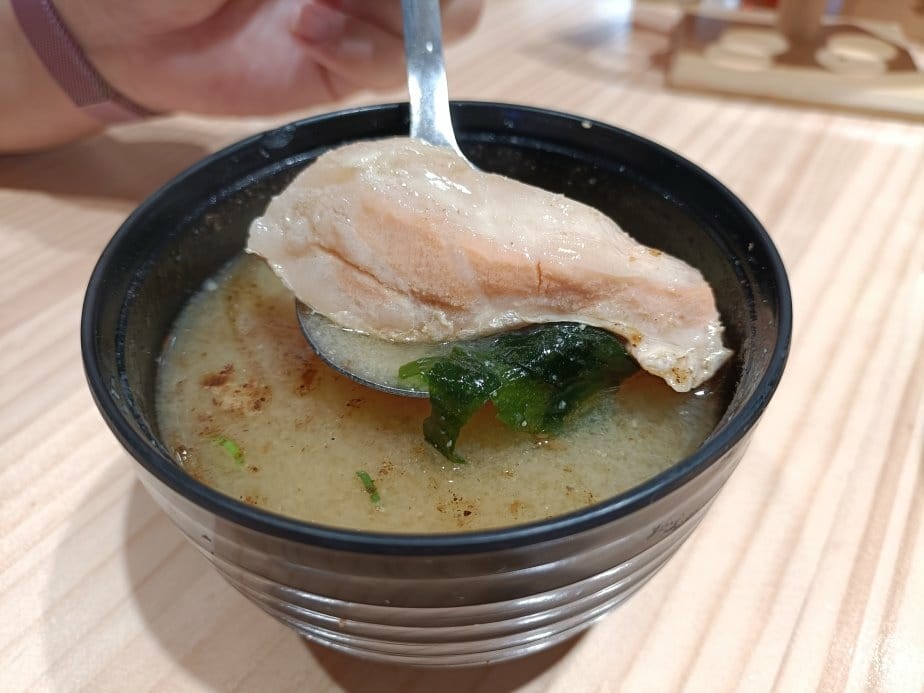 台中美食|五型の丼飯。一艘大船載滿5碗海鮮丼飯~海膽、鮭魚卵