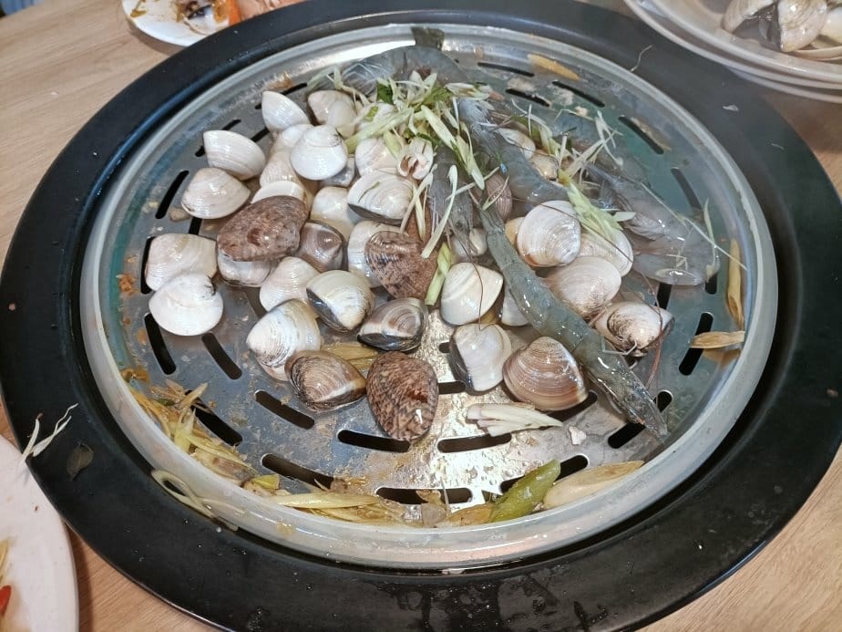 2024越南峴港|美溪沙灘、JOKI蒸氣海鮮火鍋+自助餐,肉 2024越南峴港|美溪沙灘、JOKI蒸氣海鮮火鍋+自助餐,肉