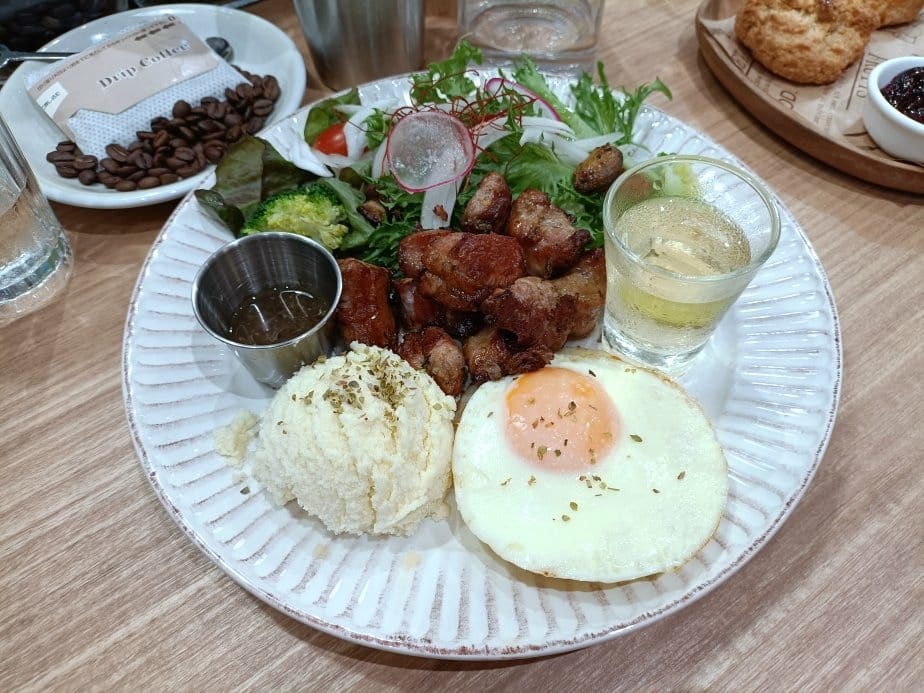 台北忠孝敦化美食|YOUMECA夢珈忠孝旗艦店。早午餐、手作