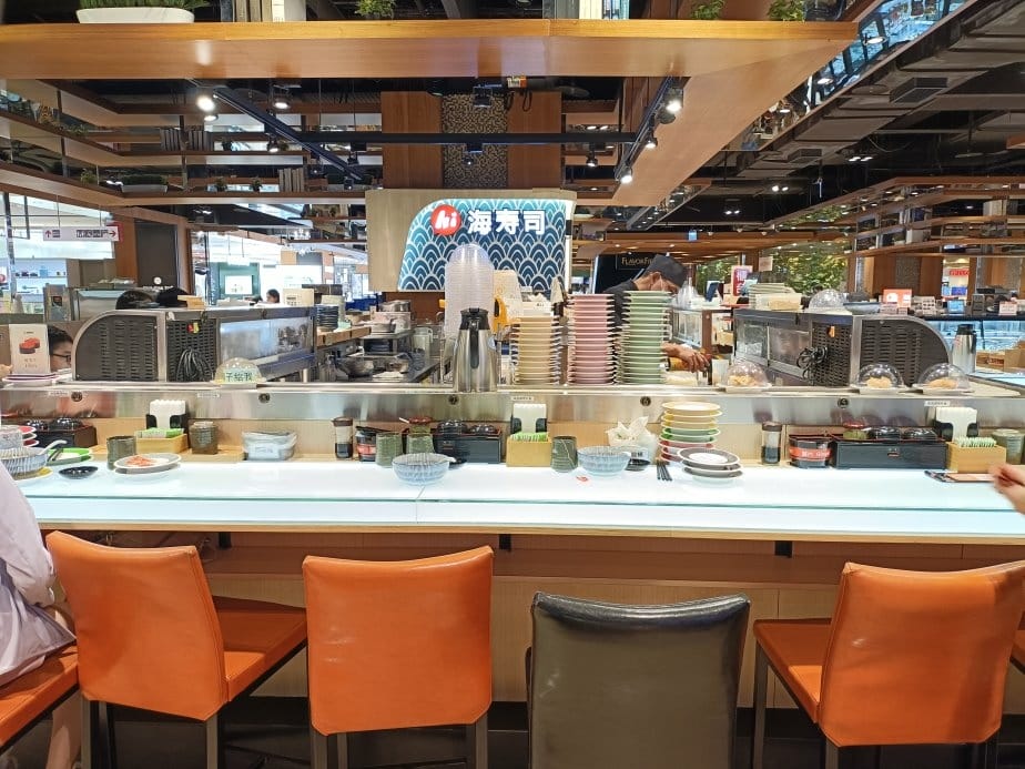 板橋美食|海壽司-板橋大遠百店。食材新鮮、空間迷你、價格略高 板橋美食|海壽司-板橋大遠百店。食材新鮮、空間迷你、價格略高