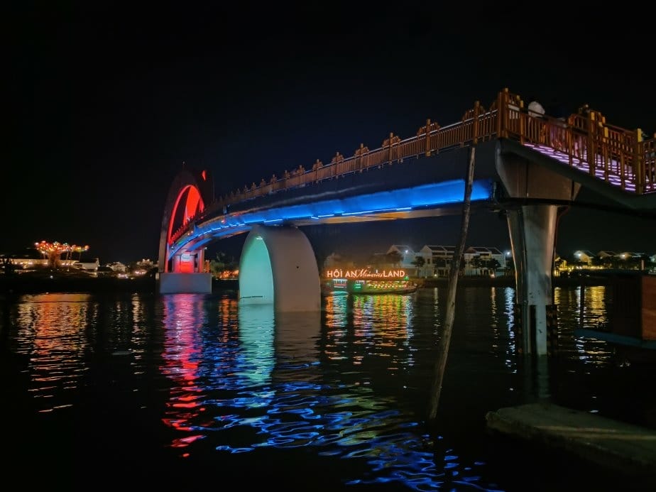 2024越南峴港|會安風味海鮮餐、會安印象主題公園~夜景超美