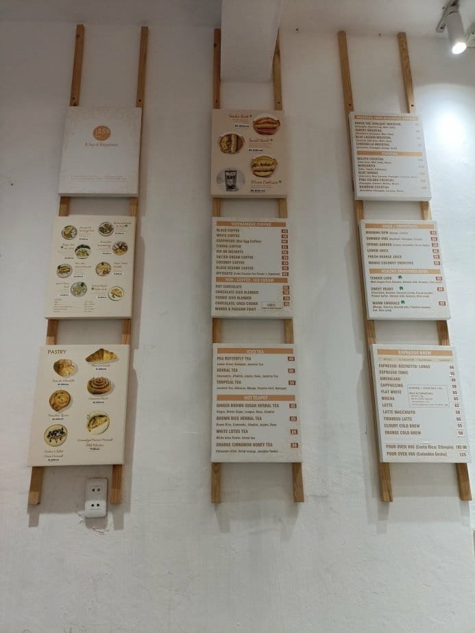 2024越南峴港|會安古鎮漫遊、25s Cafe & Bru