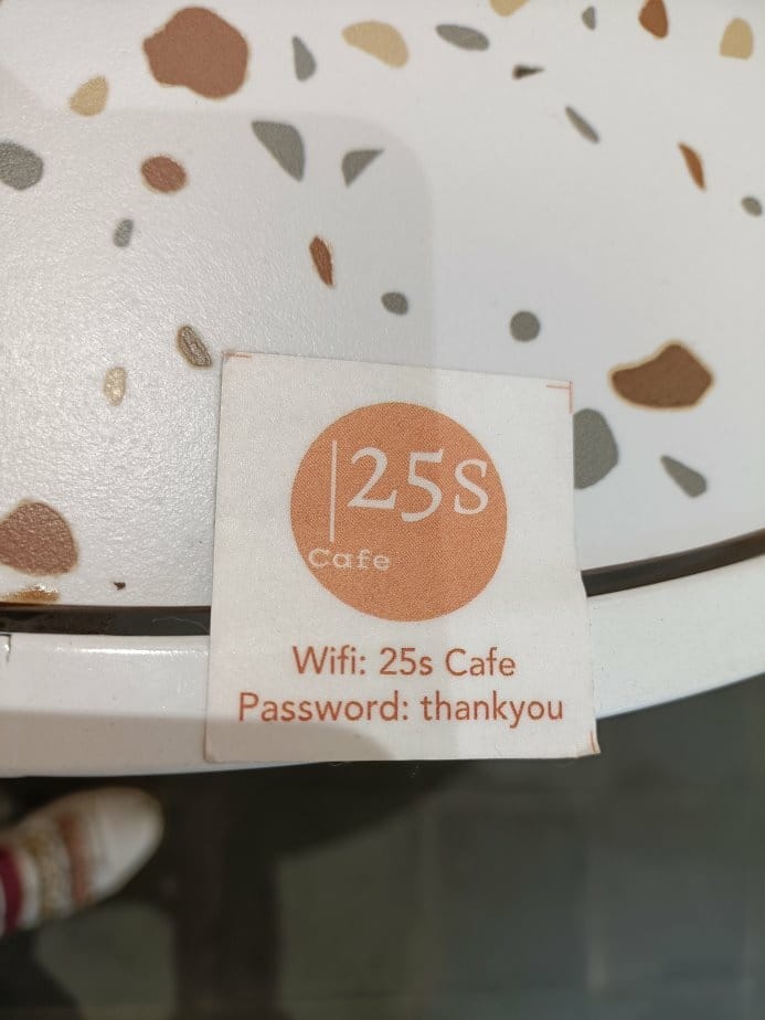 2024越南峴港|會安古鎮漫遊、25s Cafe & Bru