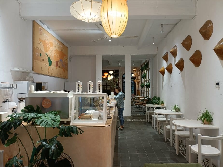 2024越南峴港|會安古鎮漫遊、25s Cafe & Bru