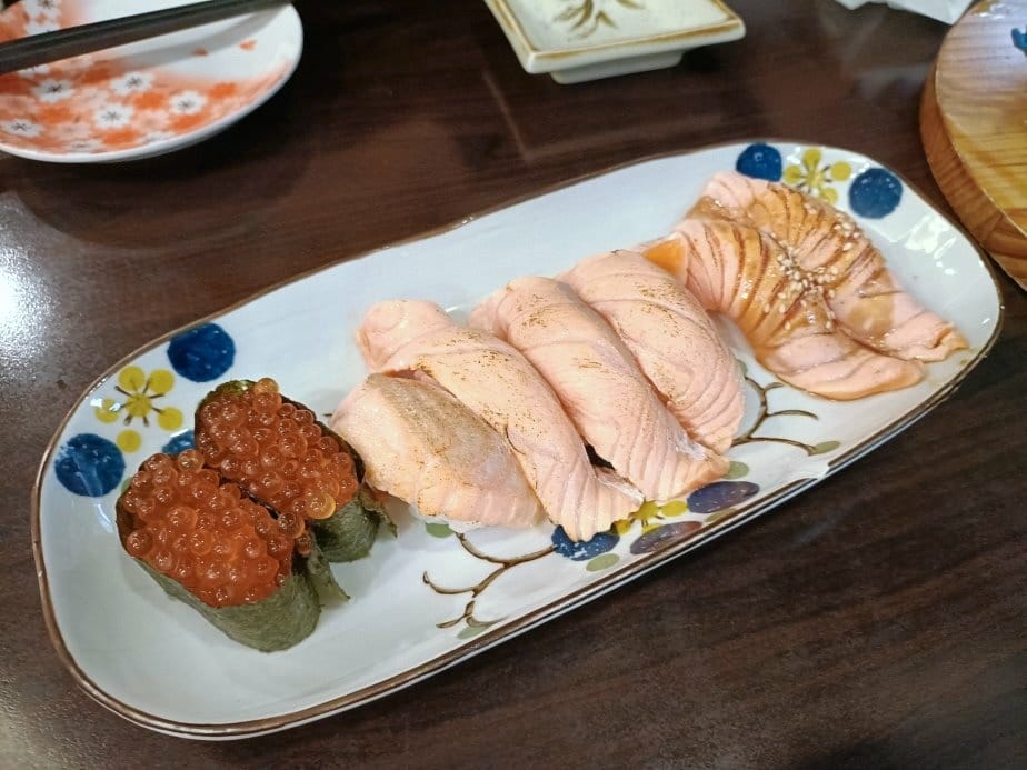 三峽美食|村 日本料理~各式刺身、生魚片、握壽司、炸物、烤物 三峽美食|村 日本料理~各式刺身、生魚片、握壽司、炸物、烤物