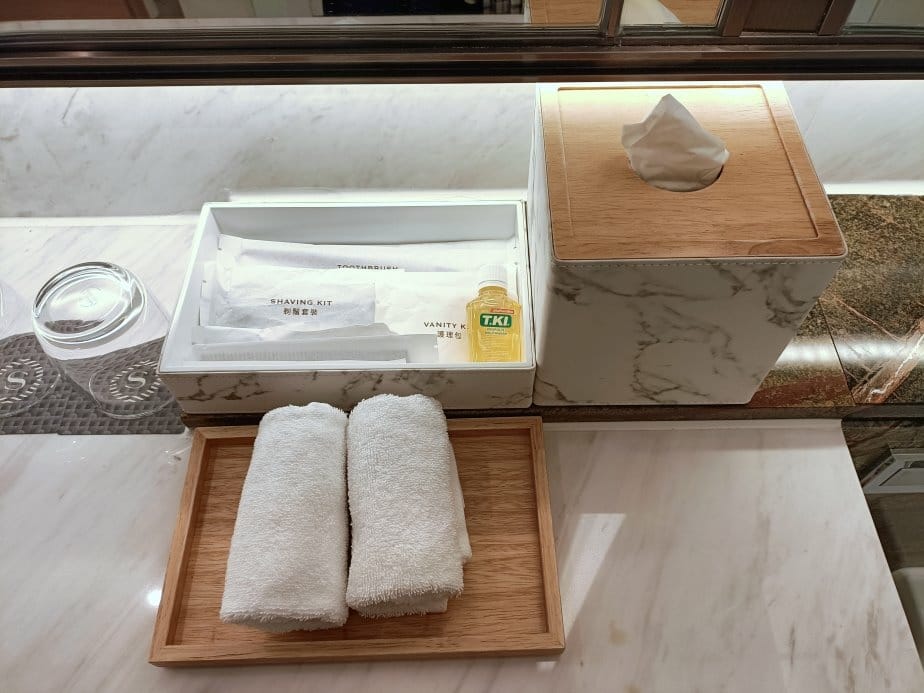 2024香港澳門|香港東涌世茂喜來登酒店。雙床海景房~浴室水 2024香港澳門|香港東涌世茂喜來登酒店。雙床海景房~浴室水