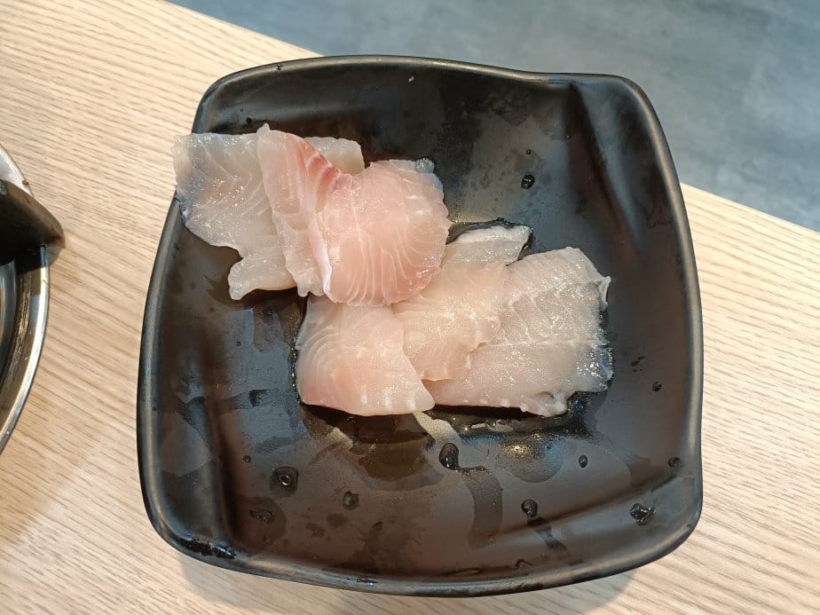 樹林美食|億品鍋樹林店。個人小火鍋多款不同湯頭可選,另有飲料 樹林美食|億品鍋樹林店。個人小火鍋多款不同湯頭可選,另有飲料