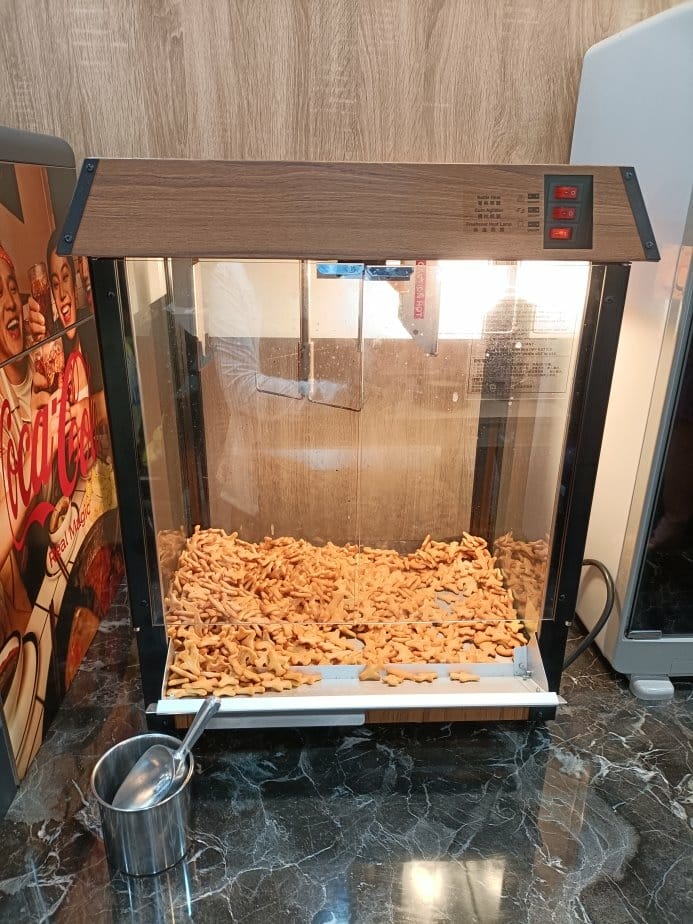 樹林美食|億品鍋樹林店。個人小火鍋多款不同湯頭可選,另有飲料 樹林美食|億品鍋樹林店。個人小火鍋多款不同湯頭可選,另有飲料