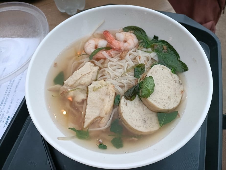 2024香港|香港迪士尼樂園~魔雪奇緣世界!周邊產品價格偏高