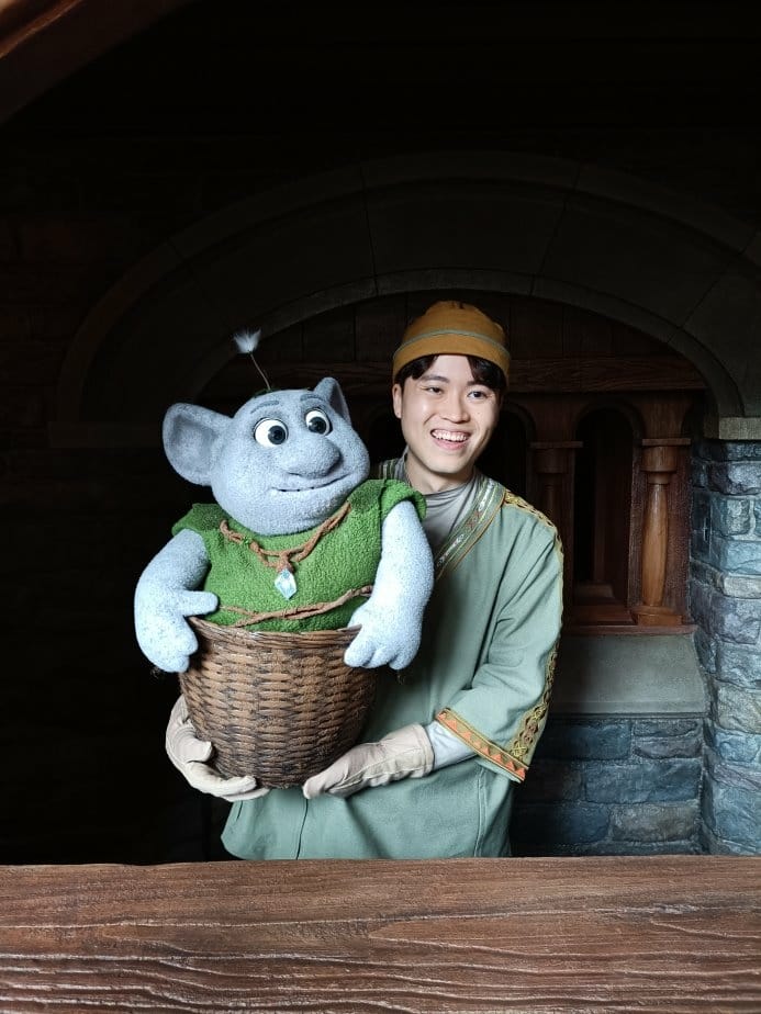 2024香港|香港迪士尼樂園~魔雪奇緣世界!周邊產品價格偏高