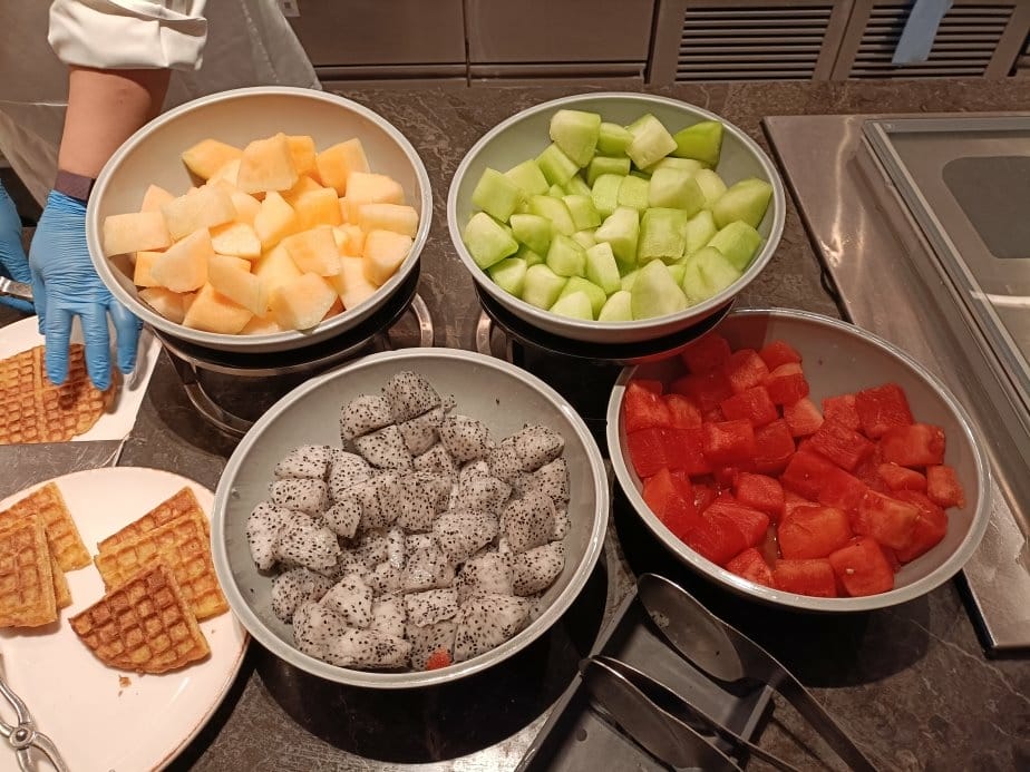 2024香港|東涌的世茂喜來登酒店早餐篇~早餐超豐盛!魚丸麵 2024香港|東涌的世茂喜來登酒店早餐篇~早餐超豐盛!魚丸麵