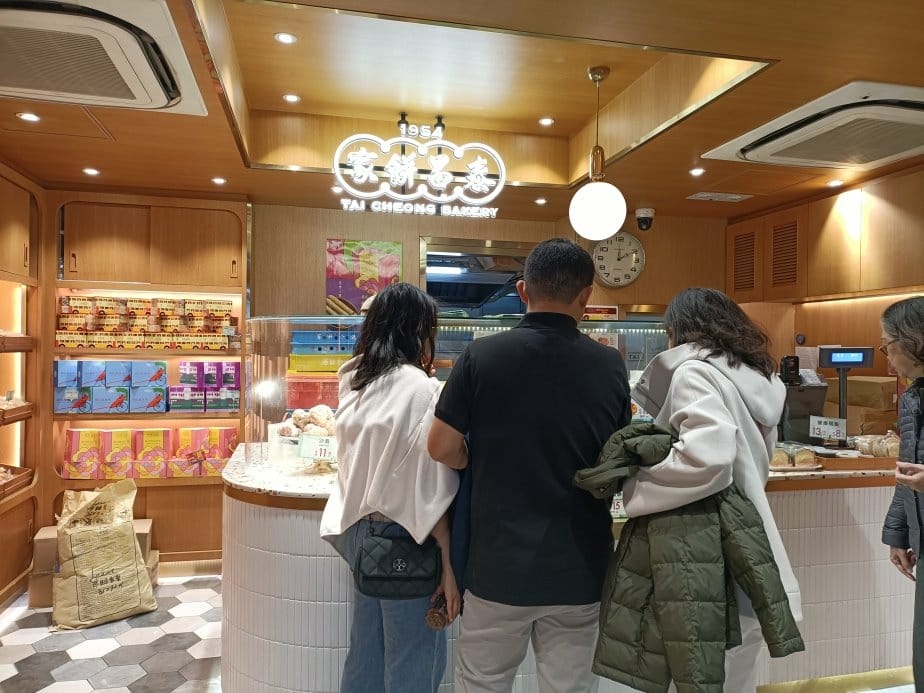 2024香港|羅富記粥麵專家~濃稠到看不到米粒!泰昌餅家~牛 2024香港|羅富記粥麵專家~濃稠到看不到米粒!泰昌餅家~牛