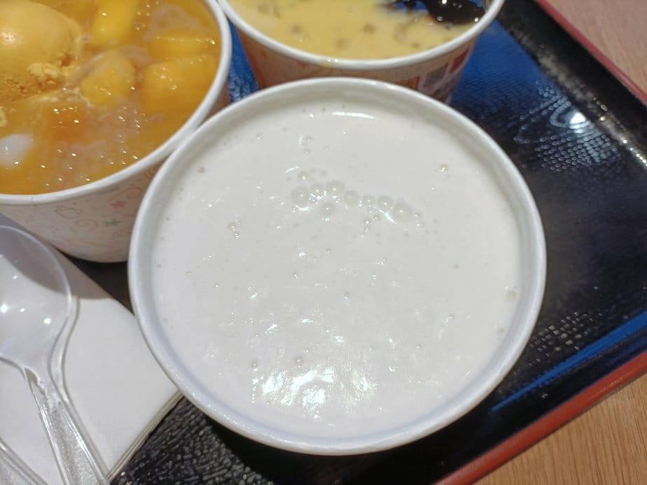 2024香港|滿記甜品-楊枝甘露仙草、雪山芒果西米露小丸子、