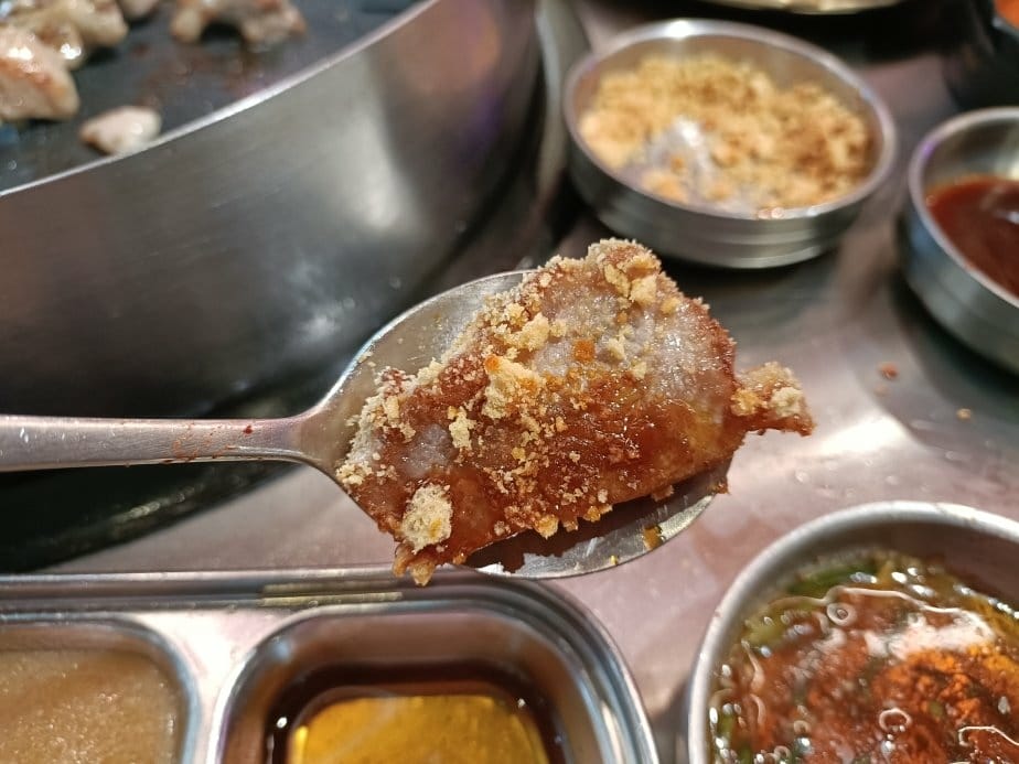 台北西門町美食| 金咕친구 韓式原塊烤肉-台北西門店。韓式小 台北西門町美食| 金咕친구 韓式原塊烤肉-台北西門店。韓式小