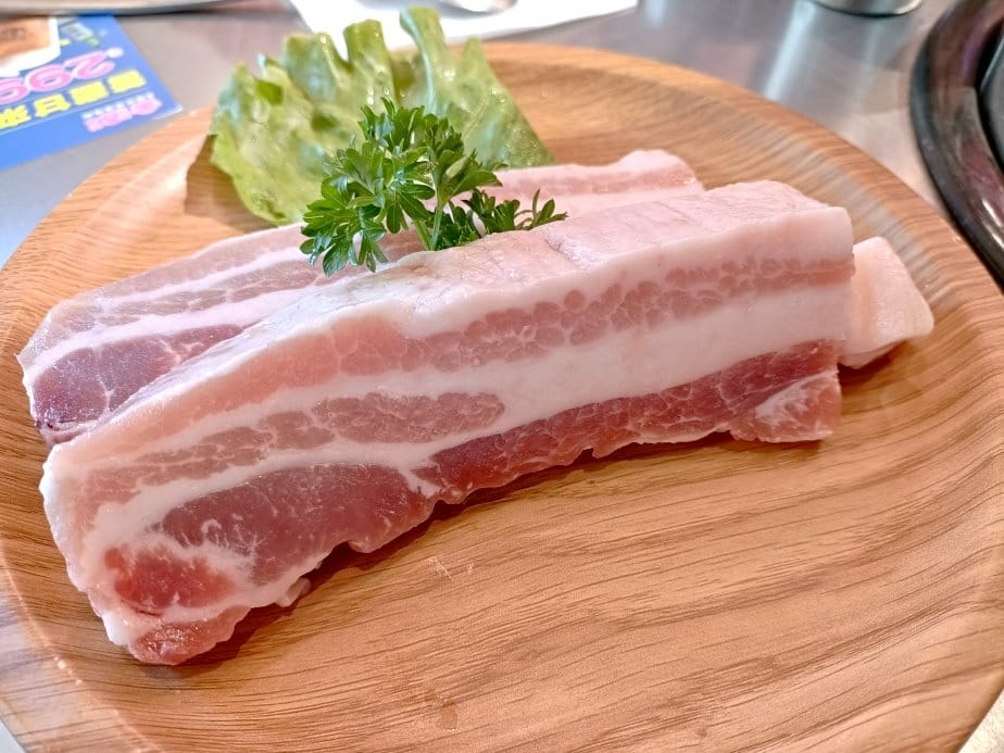 台北西門町美食| 金咕친구 韓式原塊烤肉-台北西門店。韓式小 台北西門町美食| 金咕친구 韓式原塊烤肉-台北西門店。韓式小