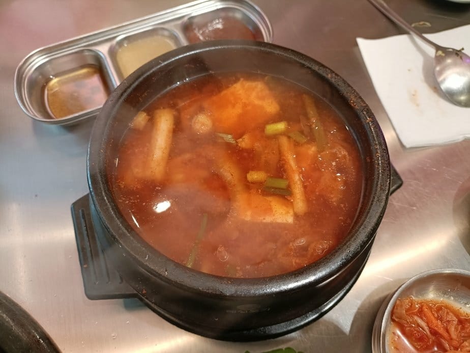 台北西門町美食| 金咕친구 韓式原塊烤肉-台北西門店。韓式小 台北西門町美食| 金咕친구 韓式原塊烤肉-台北西門店。韓式小