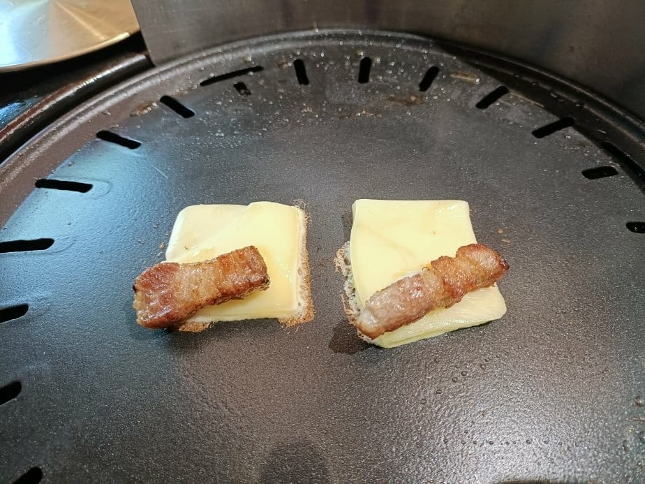 台北西門町美食| 金咕친구 韓式原塊烤肉-台北西門店。韓式小 台北西門町美食| 金咕친구 韓式原塊烤肉-台北西門店。韓式小