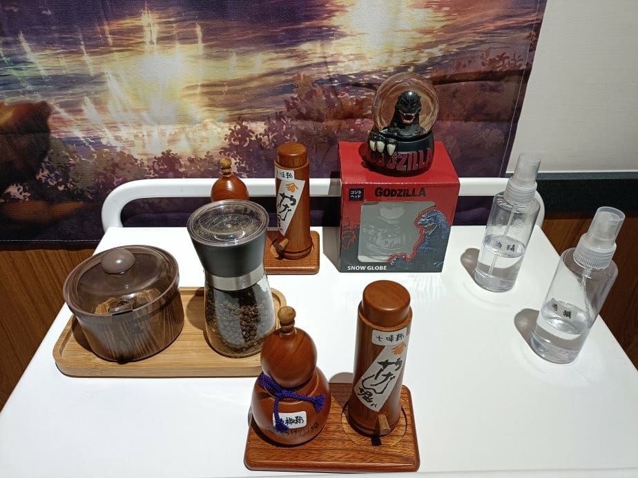 板橋美食|辰噌拉麵~有豚骨、雞湯兩款不同的湯頭，內用加麵不用