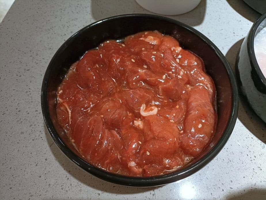 板橋美食|海底撈火鍋-板橋大遠店。甜湯、水果、小菜、冰淇淋免 板橋美食|海底撈火鍋-板橋大遠店。甜湯、水果、小菜、冰淇淋免