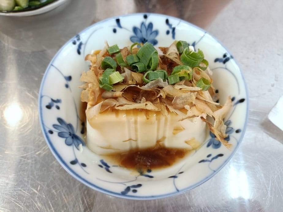 樹林美食|洪記原汁牛肉麵,最愛半筋半肉麻辣牛肉麵!內用豆漿、 樹林美食|洪記原汁牛肉麵,最愛半筋半肉麻辣牛肉麵!內用豆漿、