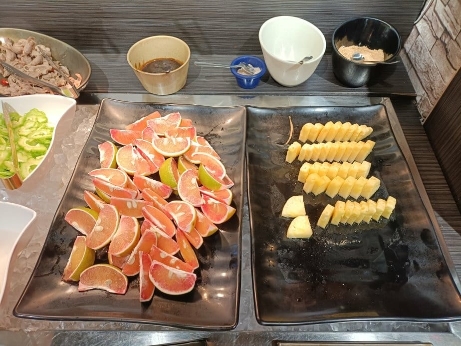 板橋樹林美食|牛下來NEW STEAK,百元排餐居然提供螃蟹 板橋樹林美食|牛下來NEW STEAK,百元排餐居然提供螃蟹