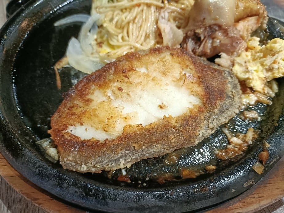 板橋樹林美食|牛下來NEW STEAK,百元排餐居然提供螃蟹 板橋樹林美食|牛下來NEW STEAK,百元排餐居然提供螃蟹