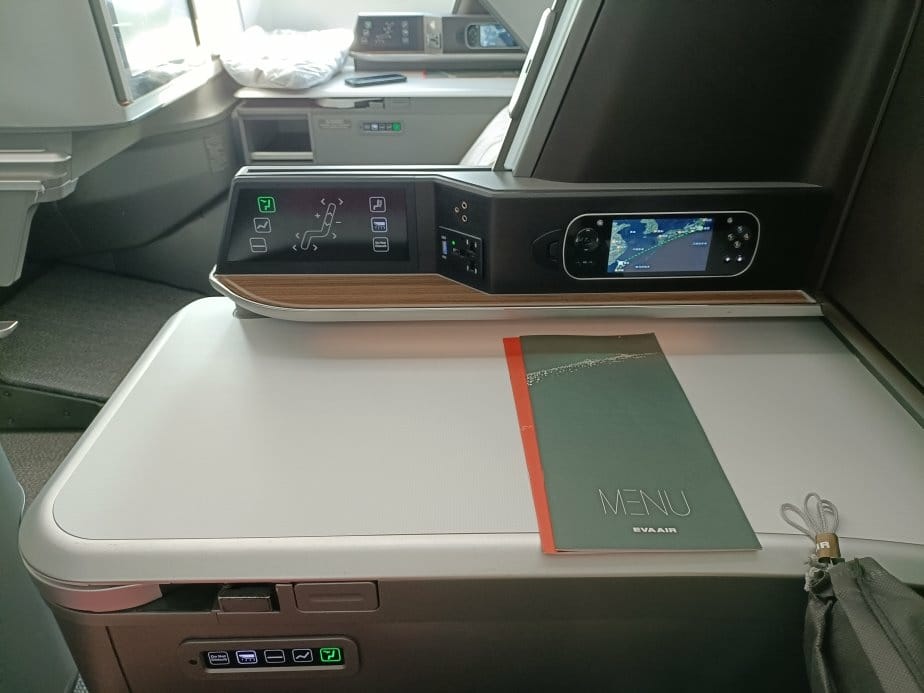 長榮航空787-10商務艙