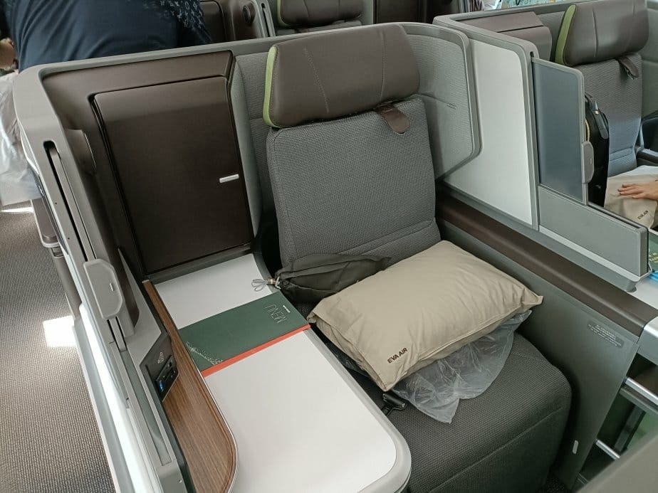 長榮航空787-10商務艙