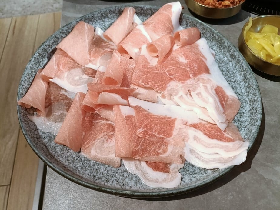 台北中山區美食|呷哺呷哺火鍋南西店。一個人也可以吃到鴛鴦鍋、