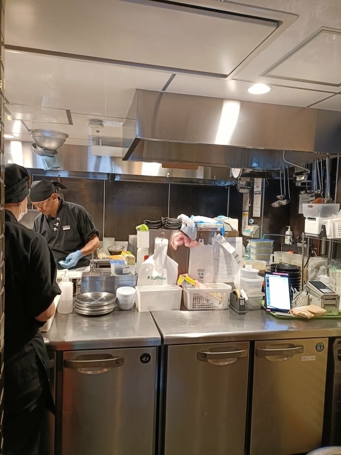 2024東京北海道|六厘舍-上野店。超人氣沾麵吃完超飽足~推 2024東京北海道|六厘舍-上野店。超人氣沾麵吃完超飽足~推