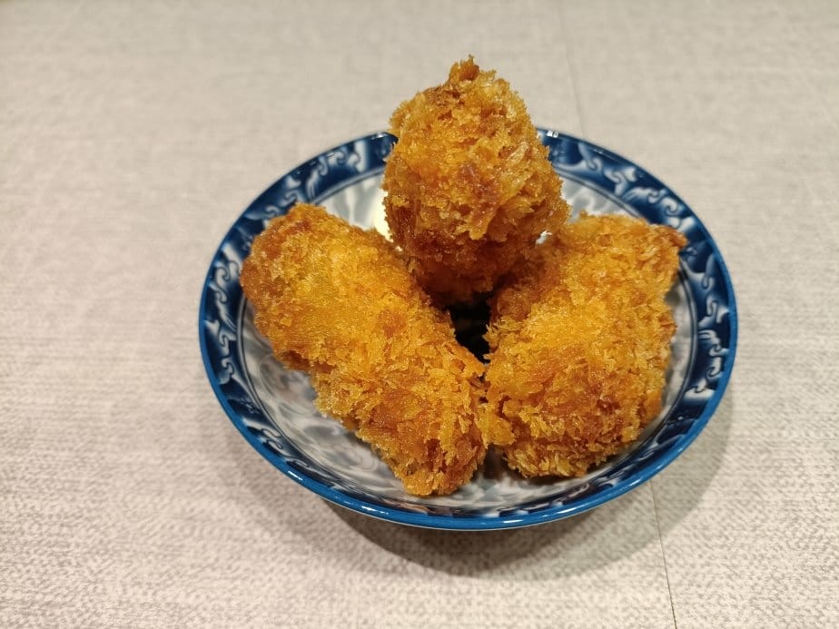 板橋美食|創作麵坊鮭の大助-板橋店。每日限量要吃要快、售完為 板橋美食|創作麵坊鮭の大助-板橋店。每日限量要吃要快、售完為