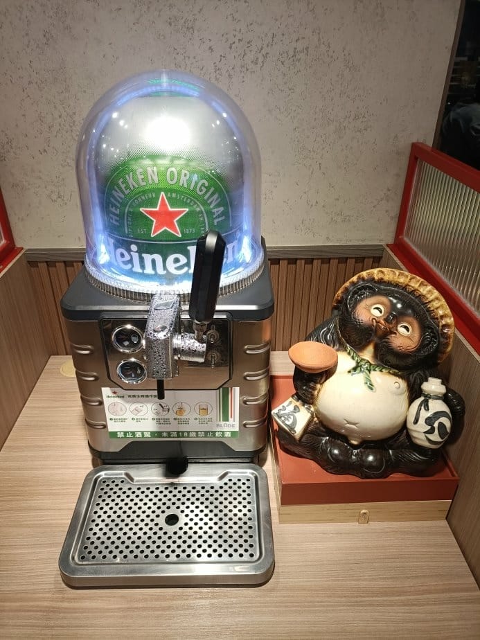 台北西門町美食|肉之間大盤肉幸福鍋物-台北西門店。雞肉飯/滷 台北西門町美食|肉之間大盤肉幸福鍋物-台北西門店。雞肉飯/滷